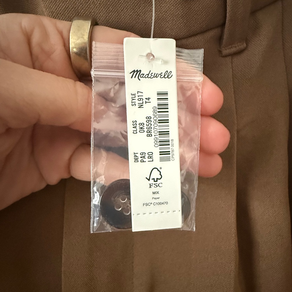 Madewell Tapered Crepe Pants - Picture 7 of 8